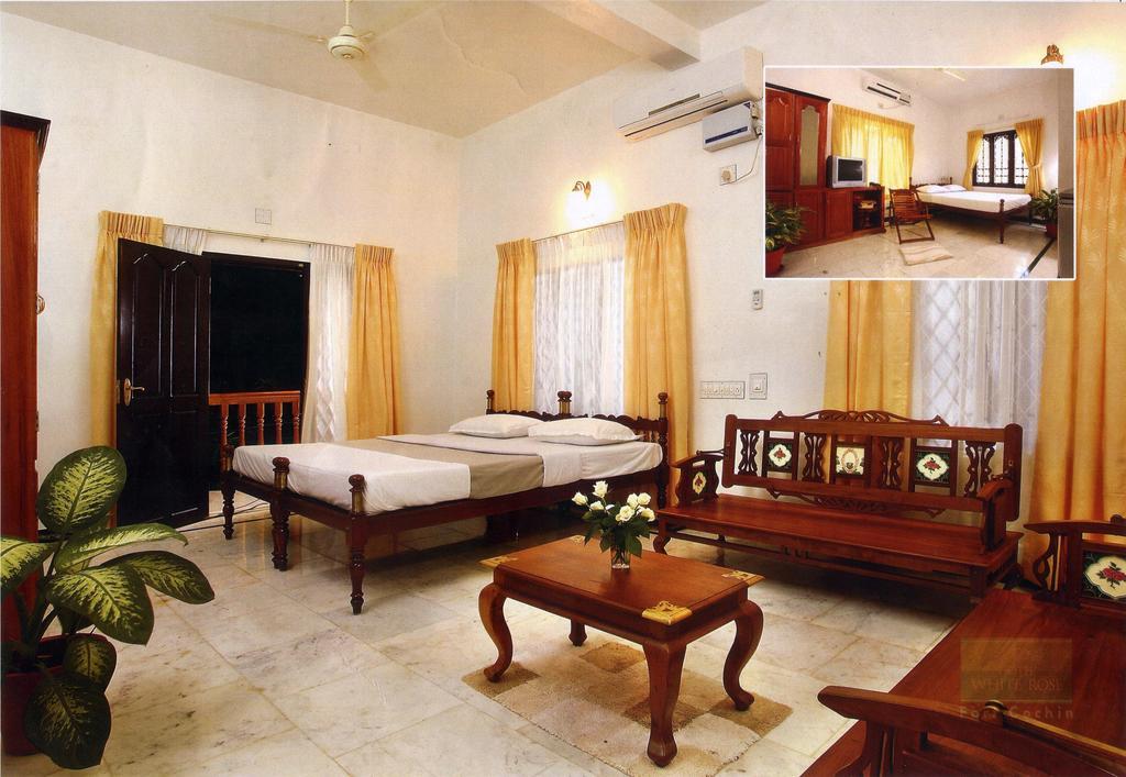 Hotel White Rose Kochi Eksteriør billede