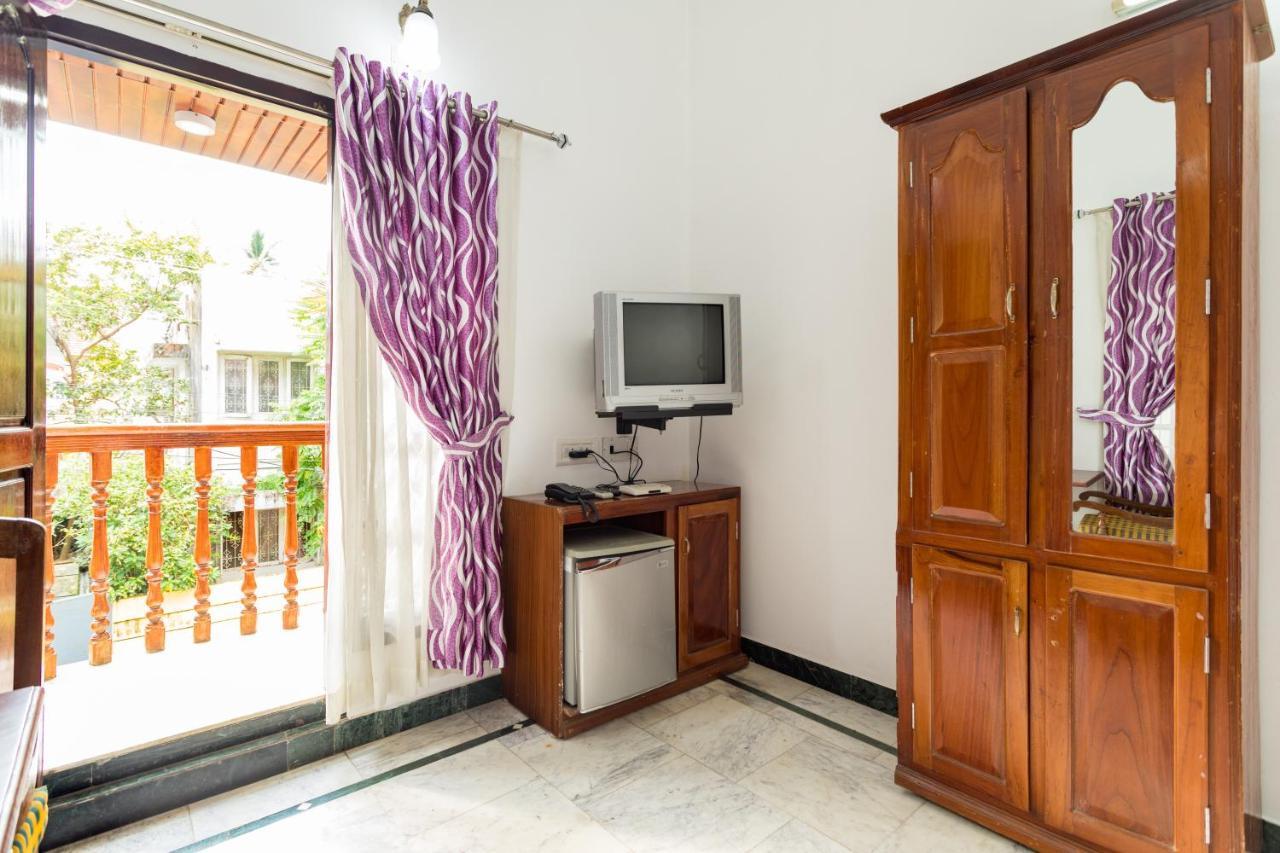 Hotel White Rose Kochi Eksteriør billede
